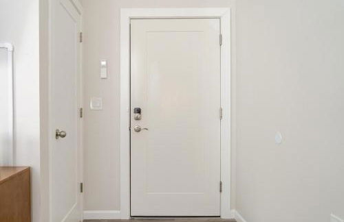 Central 2BR Near Yale WiFi with Washer and Dryer - Foto 17