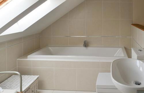 Stable Cottage - Photo 14