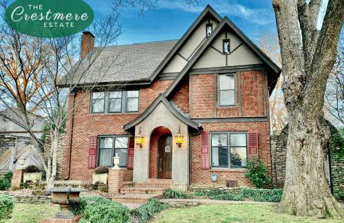 Historic Tudor Home, Heated Pool - Photo 2