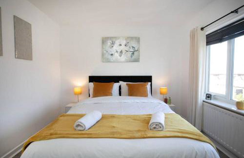 Maltby House, Rotherham for contractors & Families, free private parking, fast wifi, spacious,WIFI etc - Foto 1