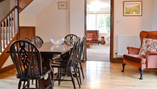 Old School House - Photo 4