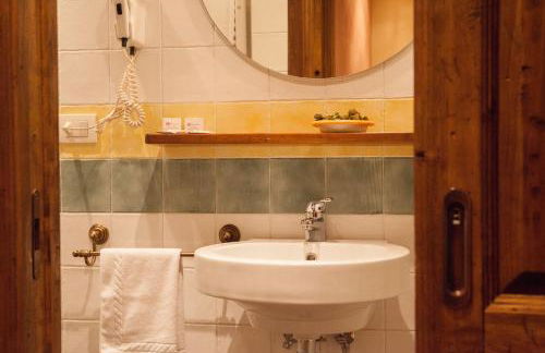 Il Borgo Dei Corsi - Charming Holiday Apartments - Foto 56