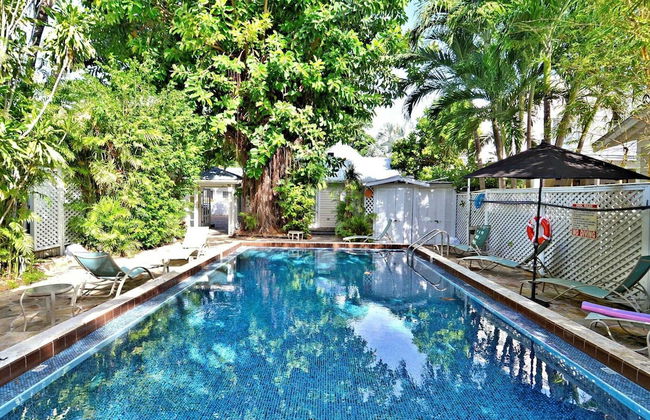 Tranquility by Avantstay Close to Duval St w/ BBQ & Shared Pool - Foto 18
