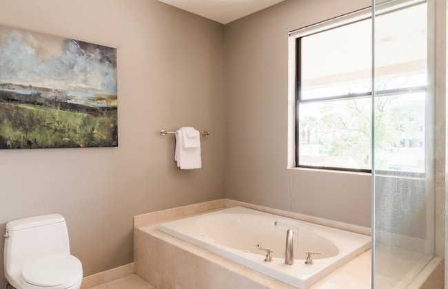 Ivory I By Avantstay Modern Home w/ Stunning Views Close To Old Town - Foto 37