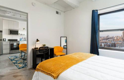 Regal Stylish Uptown Loft Beachfront RooftopWFHGym - Photo 9