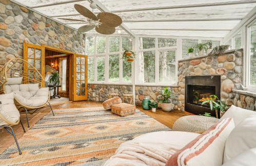 Picturesque Lake Elmo Cottage with Fire Pits! - Foto 25