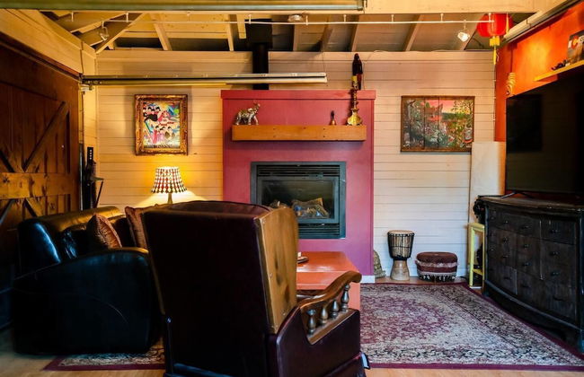 Casa de Henrichs & The Den Spacious Backyard - Foto 12