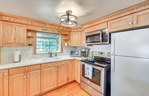 Pet-Friendly Home with Beach in Northville! - Foto 9