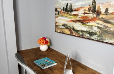 Cozy Room by Hofstra University - Photo 8