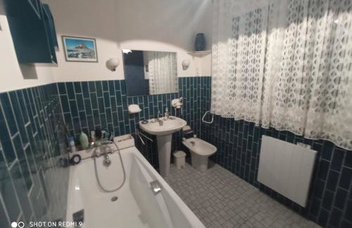 "Chez Vivi" logement 7 p classé 3 étoiles dans une belle maison au calme avec grande terrasse, balcon indépendant et wifi gratuite - Photo 19