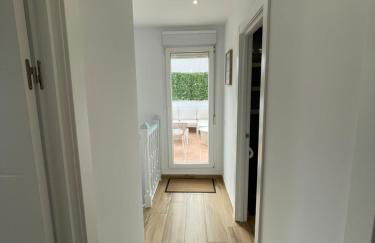 This spectacular 3-bedroom apart - Photo 15