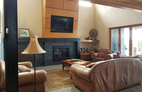 The Seaside Getaway - Photo 32