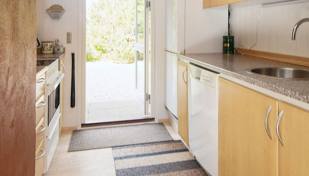 6 Person Holiday Home in Glesborg - Foto 5, Cocina privada