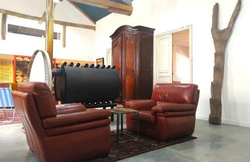 "La Case" - Magnifique ferme rénovée au cœur de la nature - Piscine privée sans vis-à-vis - Vue dégagée - Jardin - Stationnements gratuits devant la propriété - Belles prestations - Foto 52