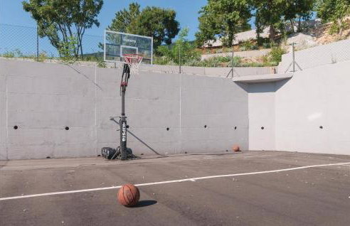 4 Bedroom Stunning Home In Neoric - Foto 57