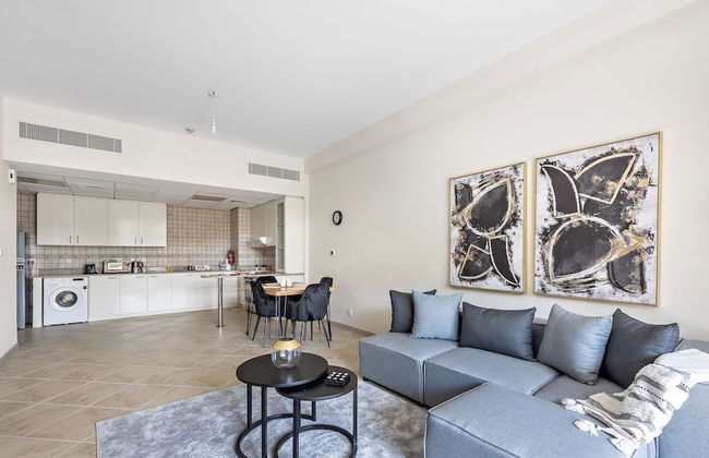 Elegant Apartment Retreat at Widcombe House 3 - Photo 11