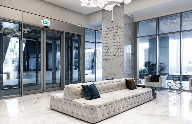 GLOBALSTAY. J One Tower Apartments - Photo 2