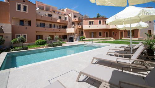 Eko Suites - Foto 2, Garden, sunbed