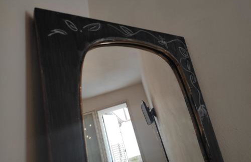 Campus House - Photo 23