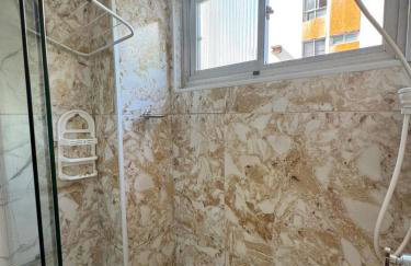 Apartamento aconchegante no coração do Recife e a poucos metros do Consulado Americano - Foto 12