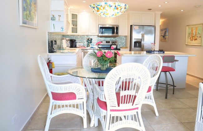 Galleon Villas by Hello Cayman Vacation - Photo 6