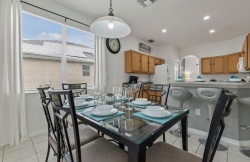 Villa Eman 5bed 4bath with Private pool& Hot Tub close 2 Disney & Legoland - Foto 32