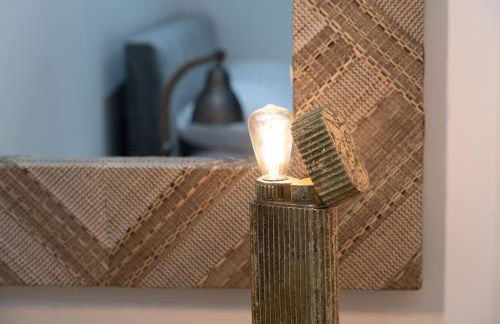 The House Of Selfies - Photo 30