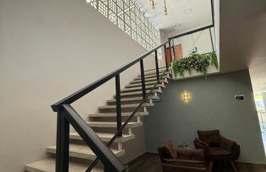 Loft de Luxo no Braga: Perfeito para Casais - Ar, Wi-Fi e Estilo - Foto 78