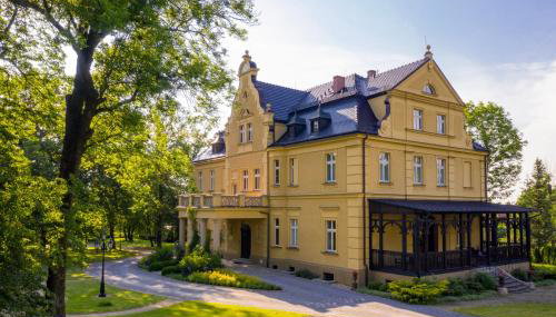 Pałac Gruszów - Foto 1