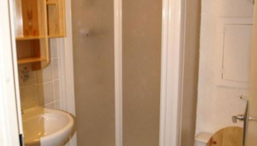 Studio pour 3 pers, au pied des pistes, balcon - FR-1-557-58 - Foto 2