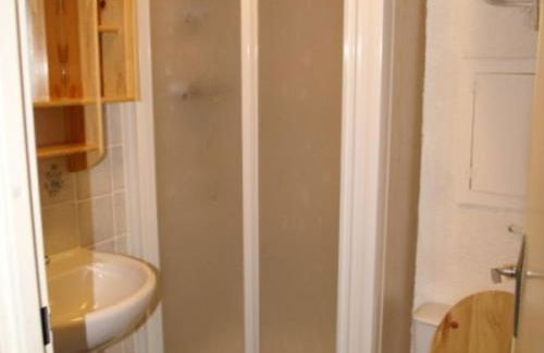 Studio pour 3 pers, au pied des pistes, balcon - FR-1-557-58 - Foto 2