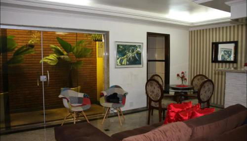 Casa Ampla Ideal para Hospedagem Familiar, até 8 pessoas - Foto 2