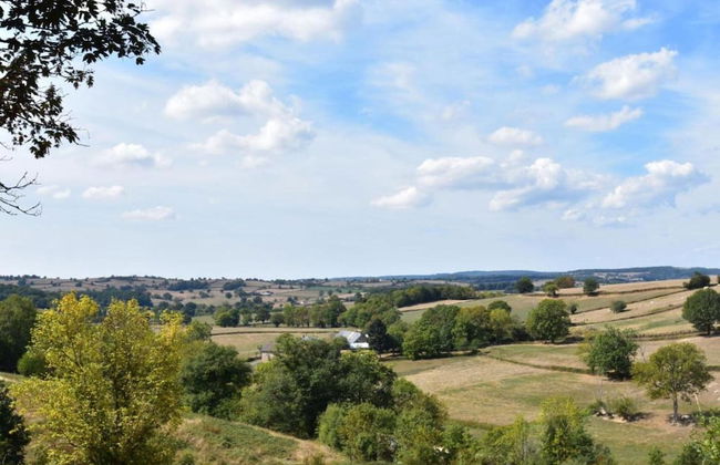 Apartment in Cuzy With Heated Pool - Photo 34