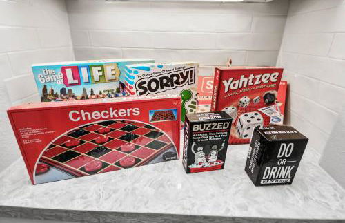 BrandNew! Secret Garden HTX |5BR w/GameRoom+HotTub - Foto 28