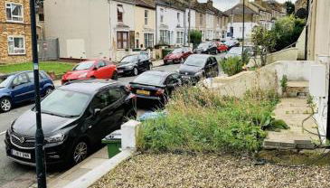 Charming 2-bed Apartment - Foto 4