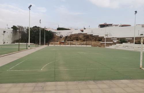 CHALET CON JACUZZI CLIMATIZADO, BARBACOA Y CERCA DE LA PLAYA - Foto 45