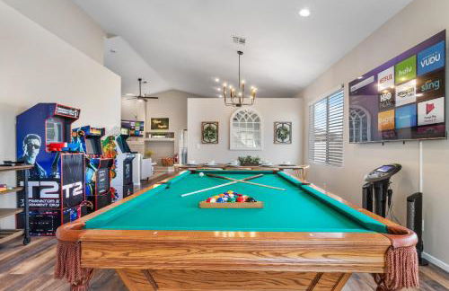 Cozy 5BR with Games and Pool for All - Foto 41