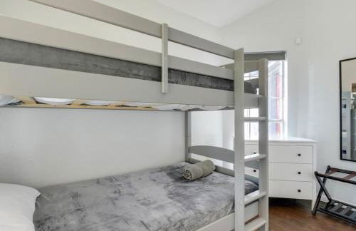 3-BD 2-BA Northern Dallas Retreat Hot Tub and BBQ - Photo 31