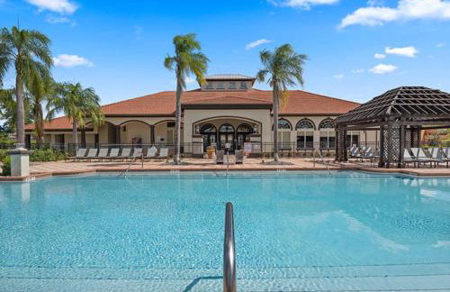 Family Nest 4-Bedroom Home Near Disney World - Photo 70
