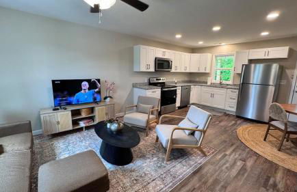 Downtown Liberty New Modern Cozy 4 Bed Townhome - Foto 30