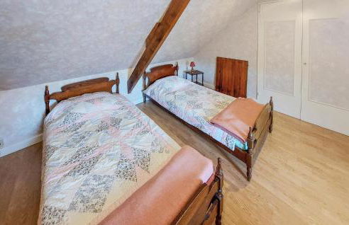 4 Bedroom Nice Home In Mont-Saint-Jean - Photo 7