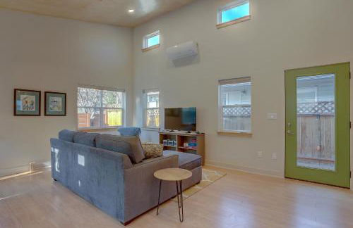 Modern Mod Pod with Private Yard - Foto 17