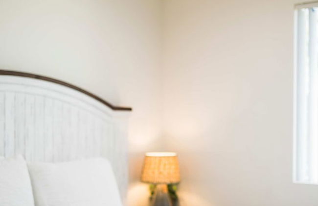 Charming Escape With Stylish Decor Outdoor Space - Foto 43