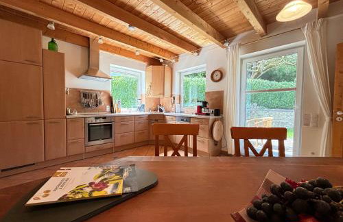 Casa-Philipp, mediterrane, lichtdurchflutete, stilvolle Ruhe-Oase, ebenerdig, mit Garten, Terrasse, Grill und Sauna im Naturparadies Fränkische Schweiz - Foto 13