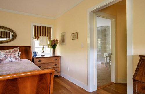 Elegant 7BR Estate with Pool & Hot Tub in Berkshires - Foto 13