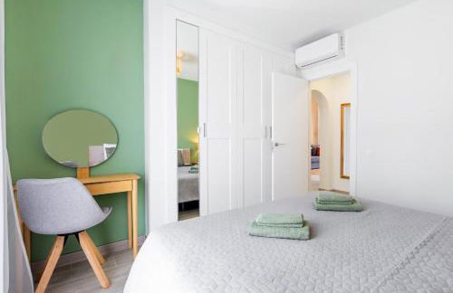 Spacious apartment with ocean view - Photo 16