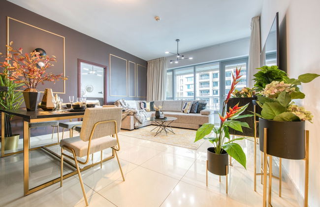 Maison Privee - Radiant Urban Retreat with Iconic Burj Khalifa Vws - Photo 9