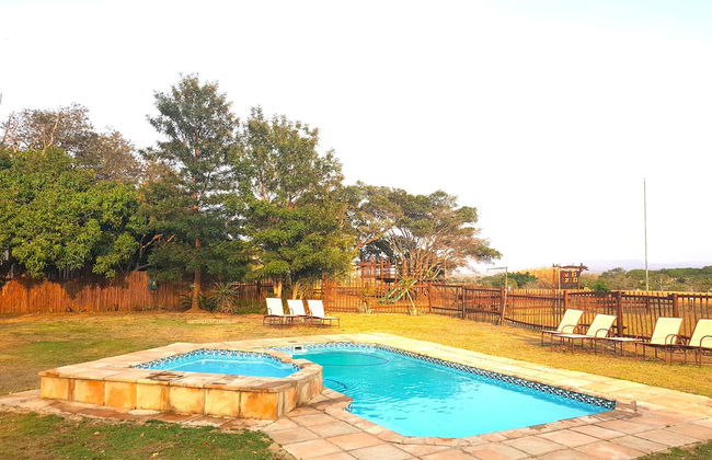 Amorello Safari Park - Photo 40