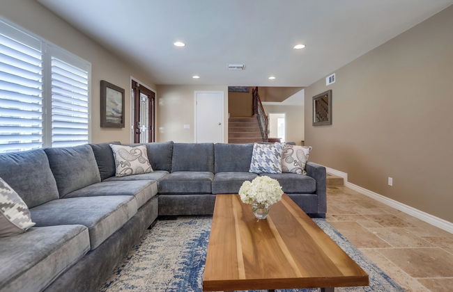 Beautiful Backyard Oasis 5 bedroom 3 Bathroom Home - Foto 23