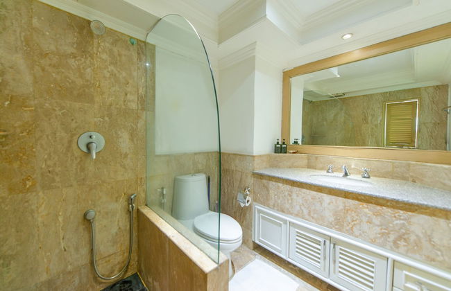 Hillside Plaza & Condotel 4 Downtown - Photo 73